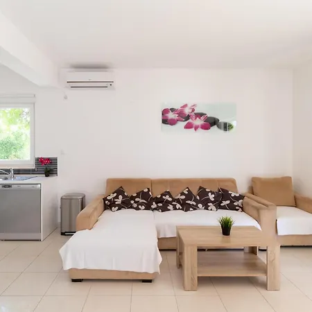 Five-bedroom In 度假居