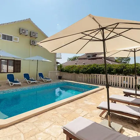 Nyaraló Five-bedroom In