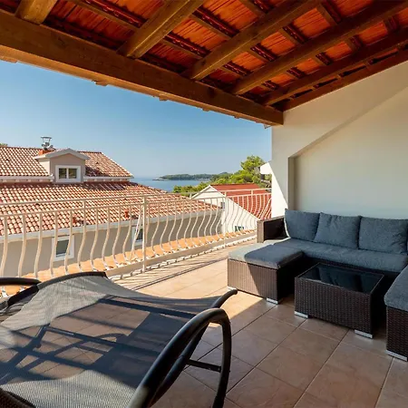 Gorgeous In With House Sea View *