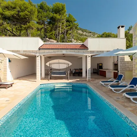 Gorgeous In With House Sea View
