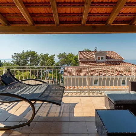 Σπίτι διακοπών Five-bedroom In