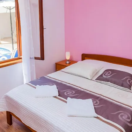 Gorgeous In With House Sea View *